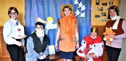 Году педагога и наставника, Международному дню семьи и Общероссийскому дню библиотек посвятят мероприятия Библионочи библиотеки Верхнетоемского округа.