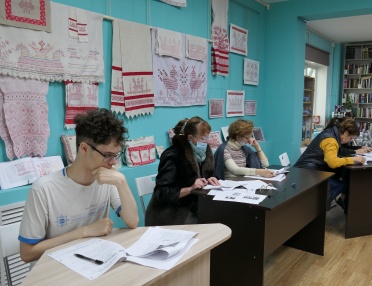3 сентября в Библиотеке Бродского Коношского района прошла международная просветительская акция&nbsp;&nbsp;«Диктант Победы».