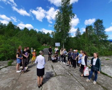 в день рождения любимого города сотрудники Центральной районной библиотеки организовали по его улицам краеведческое ралли под названием «Малоизвестная Няндома».