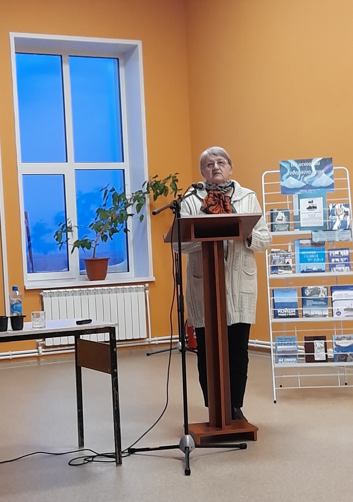 Людмила Окулова.jpg