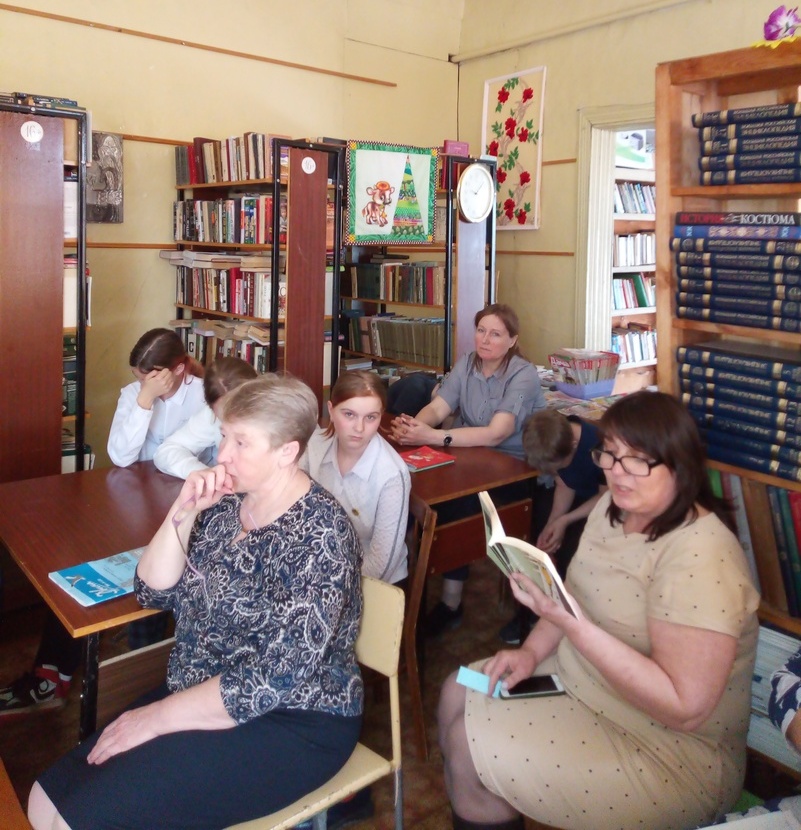 Поэтический час к юбилею М. Н. Аввакумовой в Пучужской сельской библиотеке