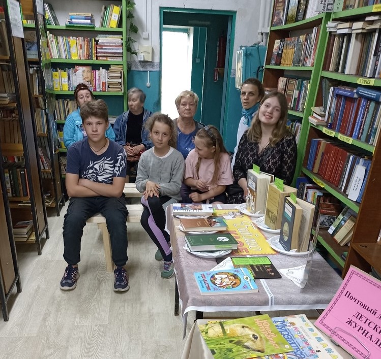 В "Библиотечное детство" перенеслись читатели Федьковской сельской библиотеки (2).jpg