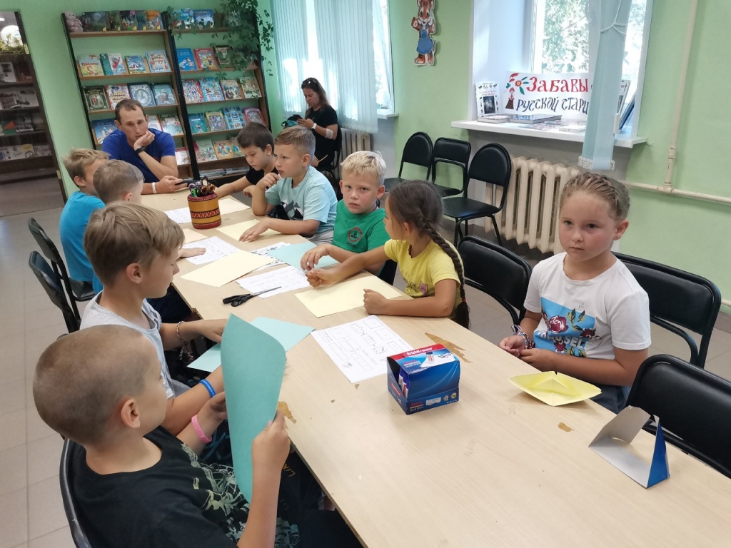 мастер-класс в детской библиотеке книжки-малышки.jpg