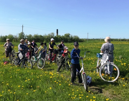 evNnJlXDnhU.jpg
