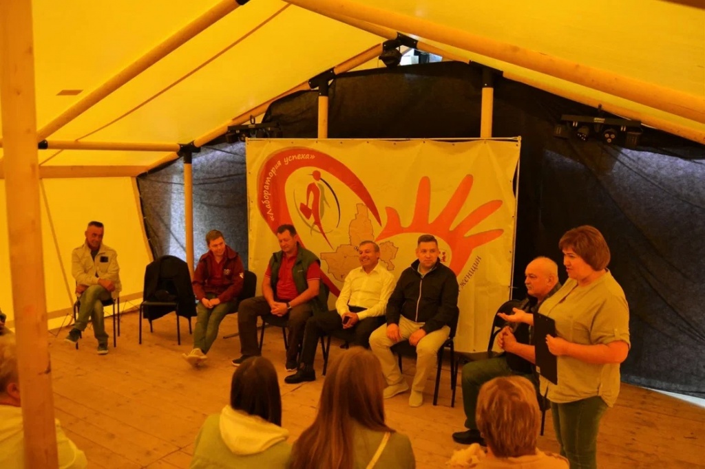 NKa292Wxgzk.jpg NKa292Wxgzk.jpg