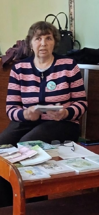  На творческой встрече с Лилией Синцовой в Корниловском клубе Фото со странички ВКонтакте "Музей Емецкий"