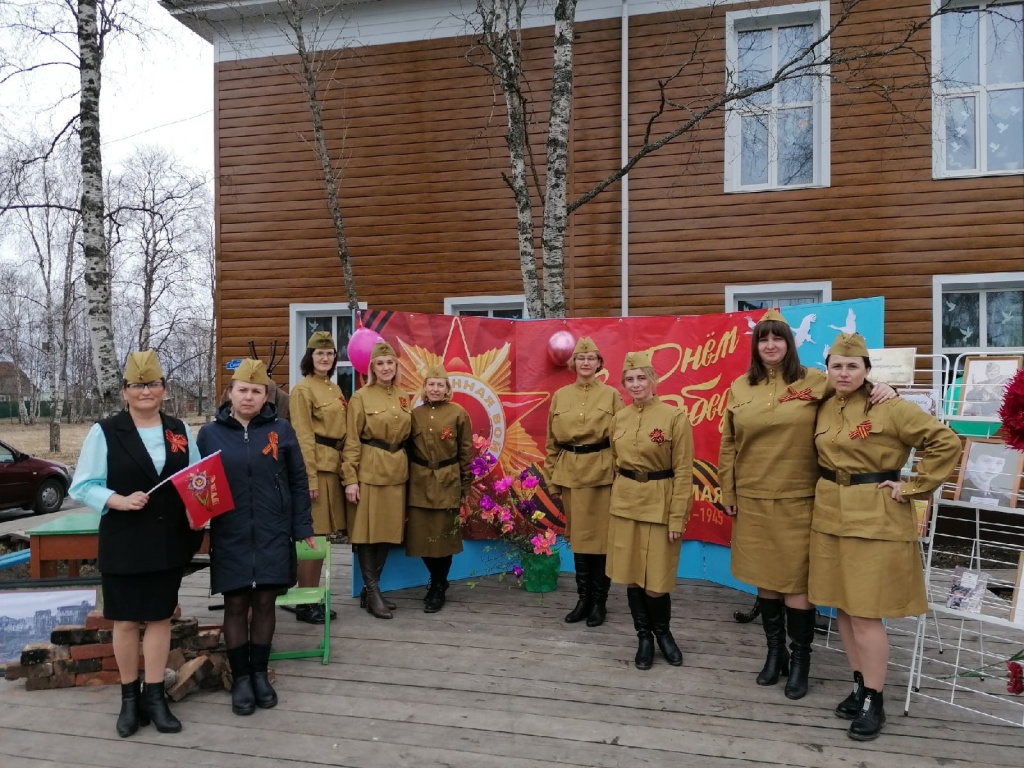 Коллектив библиотеки.jpg