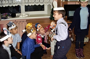 "В лесу родилась елочка"