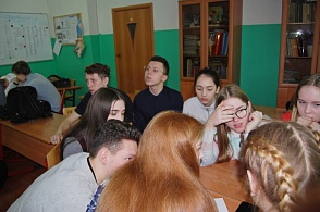  Библиоквиз "Великий счастливец. Жизнь и творчество Федора Александровича Абрамова".  Команда 11 Б класса Верхнетоемской средней школы