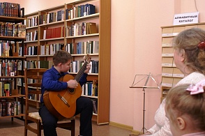 Женщина - музыка. Женщина - свет - 2