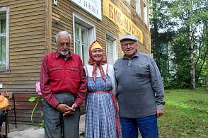 Встреча с писателями: Олегом Лариным, Анной Мулиин и Павлом Немировым